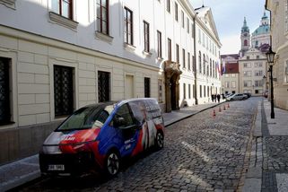 Kolik členů mají české strany a hnutí? Nejméně mají Piráti, nejvíc KDU-ČSL - fintag.cz